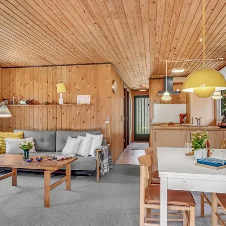 3 Bedroom Lovely In Sjaellands Odde