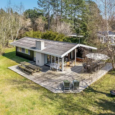 3 Bedroom Lovely In Sjaellands Odde * Tjørneholm